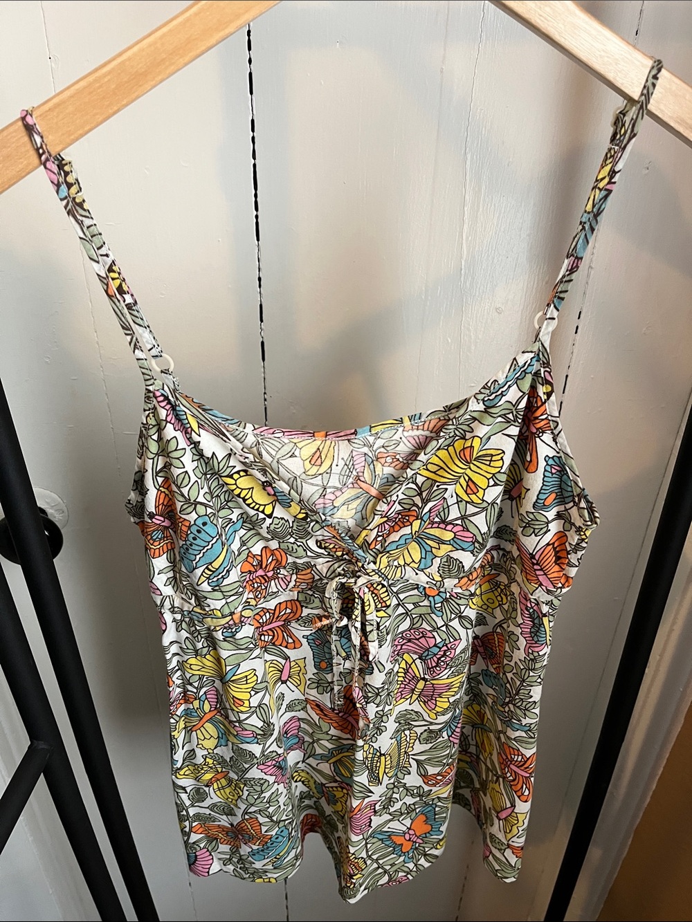 Butterfly patterned Multicolor Adjustable-Strap Camisole